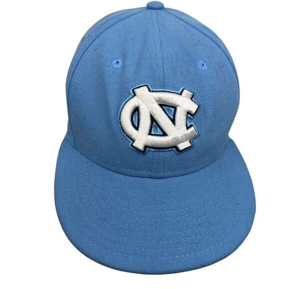 New Era Other - New Era 59FIFTY UNC Tar Heels Fitted Hat Size 7 Blue Good NCAA Baseball Cap
